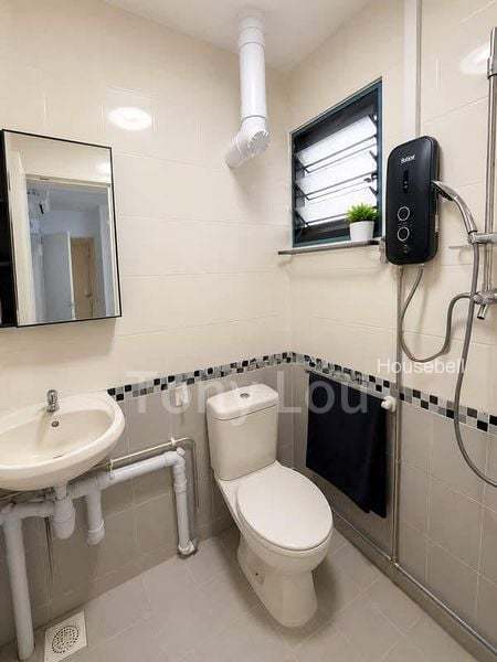 510 West Coast Drive, S$ 395,000, 721 sqft, HDB - 3 NG