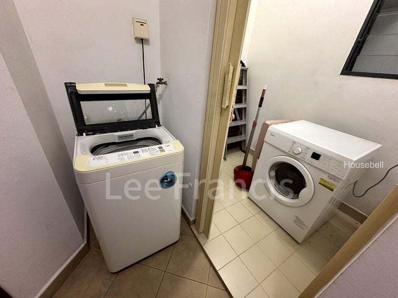 East Meadows, S$ 1,200 /月, 120 sqft, 公寓 - Condominium
