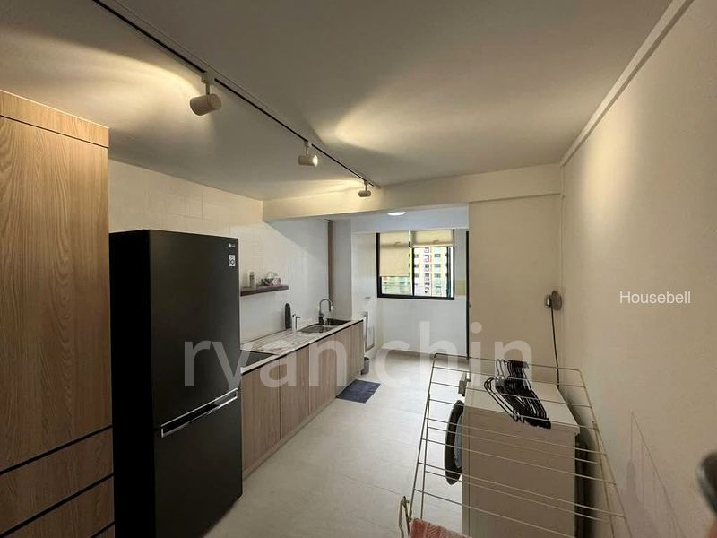 125 Lorong 1 Toa Payoh, S$ 3,400 /mo, 721 sqft, HDB - 3 I