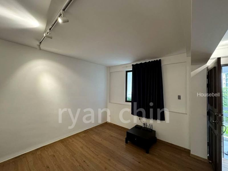 125 Lorong 1 Toa Payoh, S$ 3,400 /mo, 721 sqft, HDB - 3 I