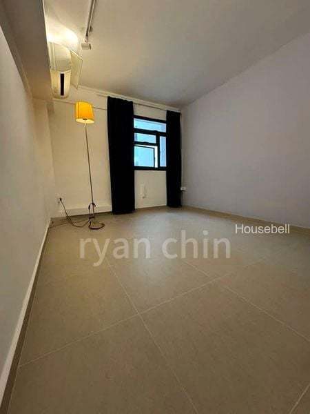 125 Lorong 1 Toa Payoh, S$ 3,400 /mo, 721 sqft, HDB - 3 I