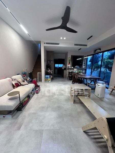 5 Bed Cluster House (Landed) for Sale in  Belgravia Green, S$ 4,200,000, 3,249 sqft, 有地 - Cluster House