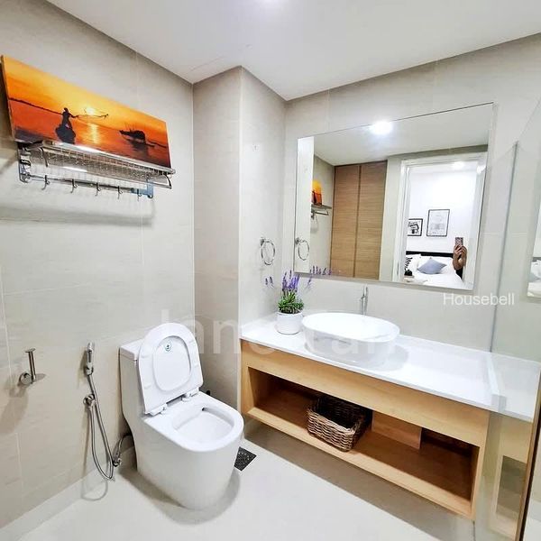 Kew Gate, S$ 1,200 /mo, 120 sqft, Landed - Corner Terrace