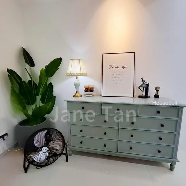 Kew Gate, S$ 1,200 /mo, 120 sqft, Landed - Corner Terrace