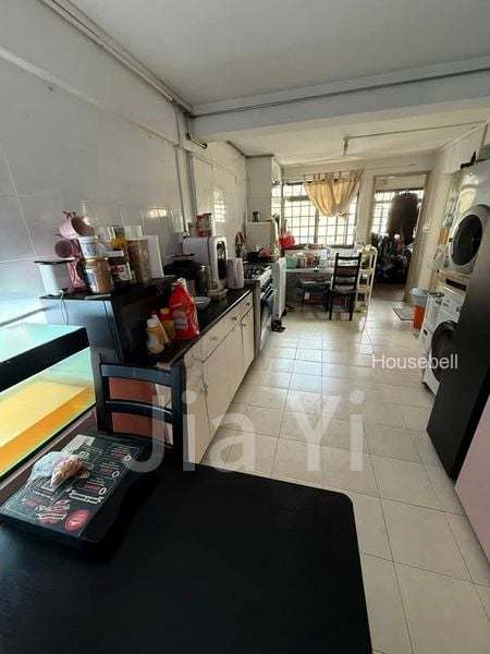 85C Lorong 4 Toa Payoh, S$ 460,000, 840 sqft, HDB - 3 I