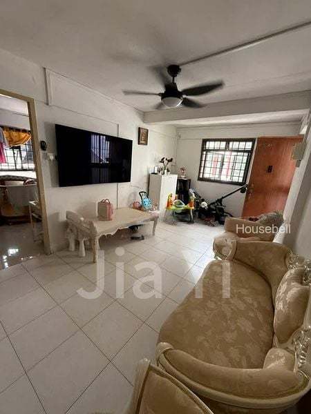 85C Lorong 4 Toa Payoh, S$ 460,000, 840 sqft, HDB - 3 I