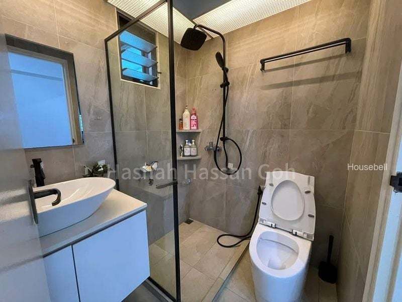 4 Room (4A) HDB for Sale in  333A Yishun Street 31, S$ 600,000, 990 sqft, HDB - 4 A