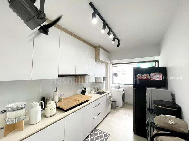 4 Room (4A) HDB for Sale in  333A Yishun Street 31, S$ 600,000, 990 sqft, HDB - 4 A
