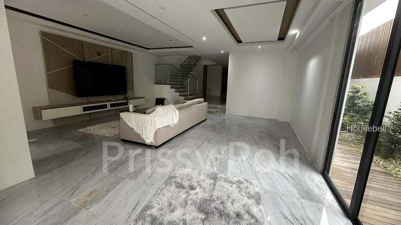 Lucky Hill, S$ 7,200,000, 2,537 sqft, 有地 - Corner Terrace