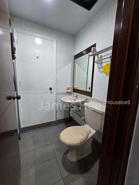 Hazel Park Condo, S$ 1,150 /月, 120 sqft, 公寓 - Condominium
