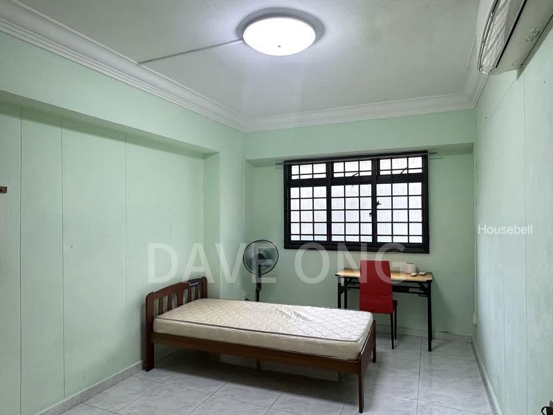322 Sembawang Close, S$ 1,100 /月, 100 sqft, 组屋 - 5 I