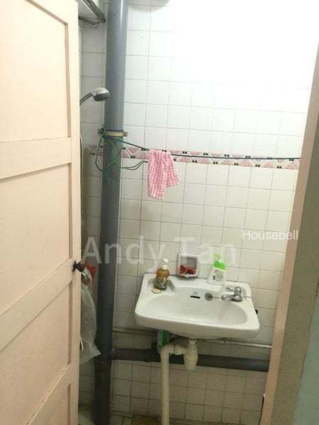 584 Ang Mo Kio Avenue 3, S$ 2,800 /月, 721 sqft, 组屋 - 3 NG