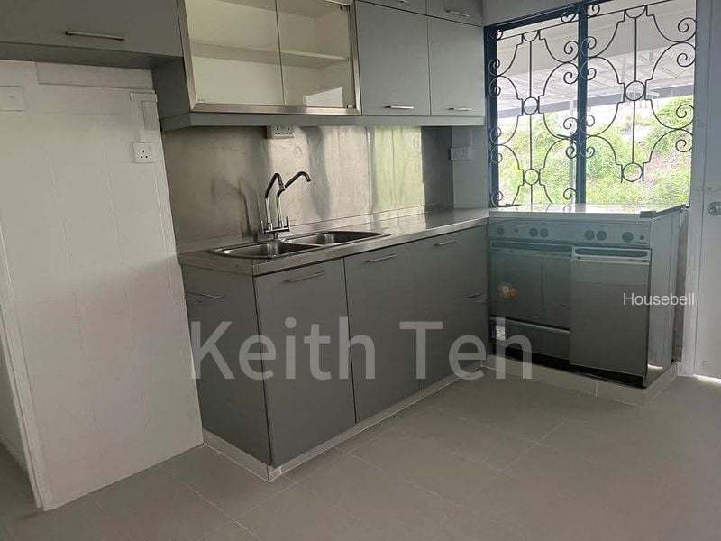 4 Bed Bungalow (Landed) for Rent in  Holland Road(2)