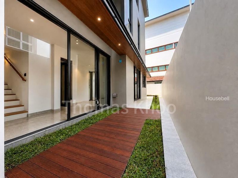 Telok Kurau Ria, S$ 8,500,000, 2,742 sqft, 有地 - Semi-Detached House