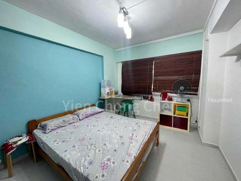 351 Woodlands Avenue 1, S$ 800 /月, 70 sqft, 组屋 - 5 I