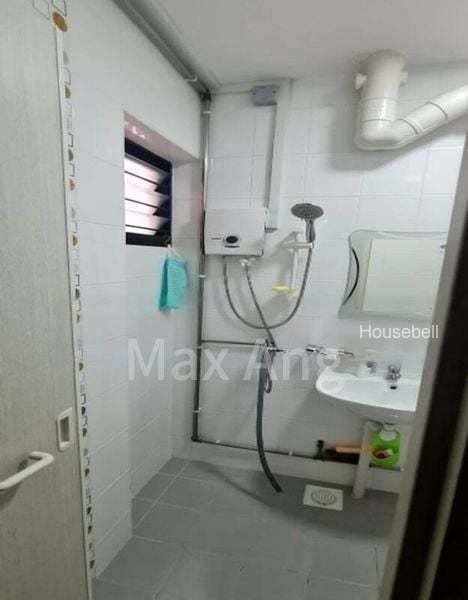 683 Tessensohn Road(4)