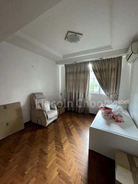 5 Bed Semi-Detached House (Landed) for Rent in  Robey Crescent(4)