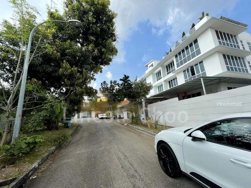 5 Bed Semi-Detached House (Landed) for Rent in  Robey Crescent(2)