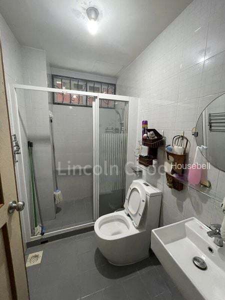5 Bed Semi-Detached House (Landed) for Rent in  Robey Crescent, S$ 8,000 /mo, 3,000 sqft, Landed - Semi-Detached House