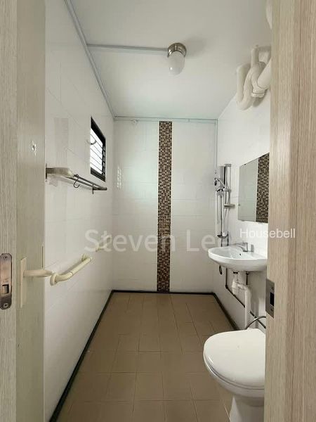274 Yishun Street 22, S$ 3,450 /mo, 1,119 sqft, HDB - 4 A