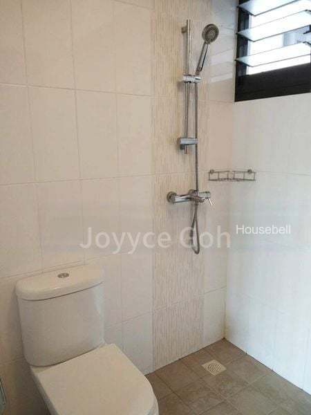 506B Yishun Avenue 4(5)