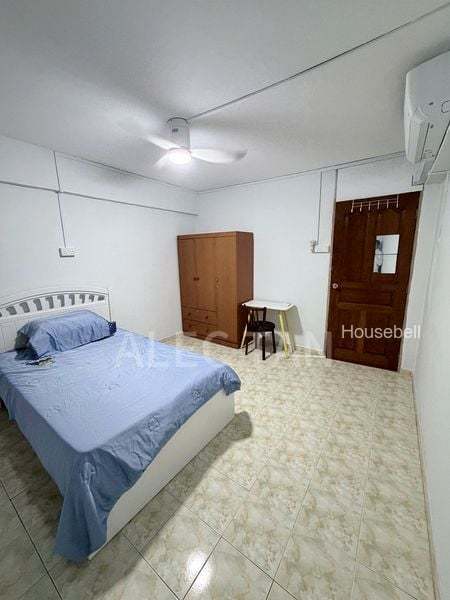 Common Room (HDB) for Rent in  456 Jurong West Street 41(4)