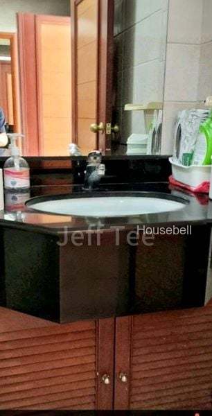 Yishun Emerald(4)