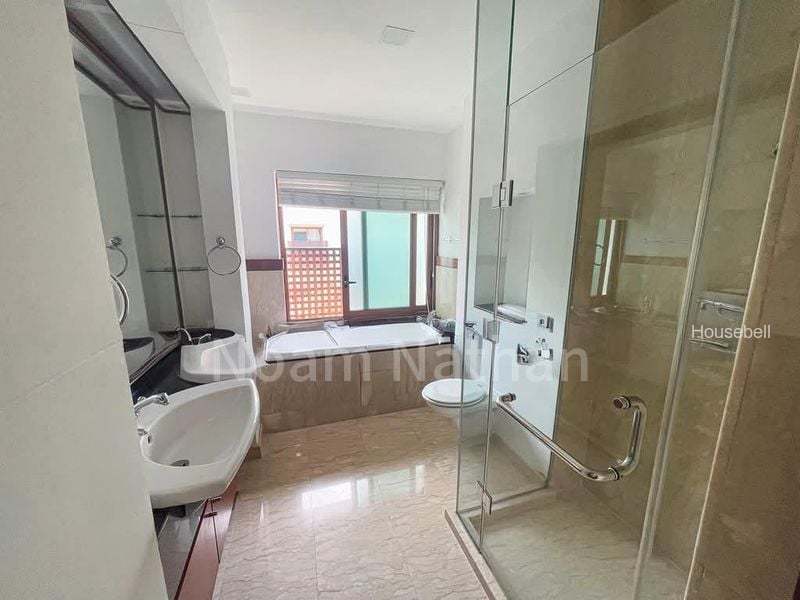 Barker Road, S$ 11,800 /月, 2,800 sqft, 有地 - Town House