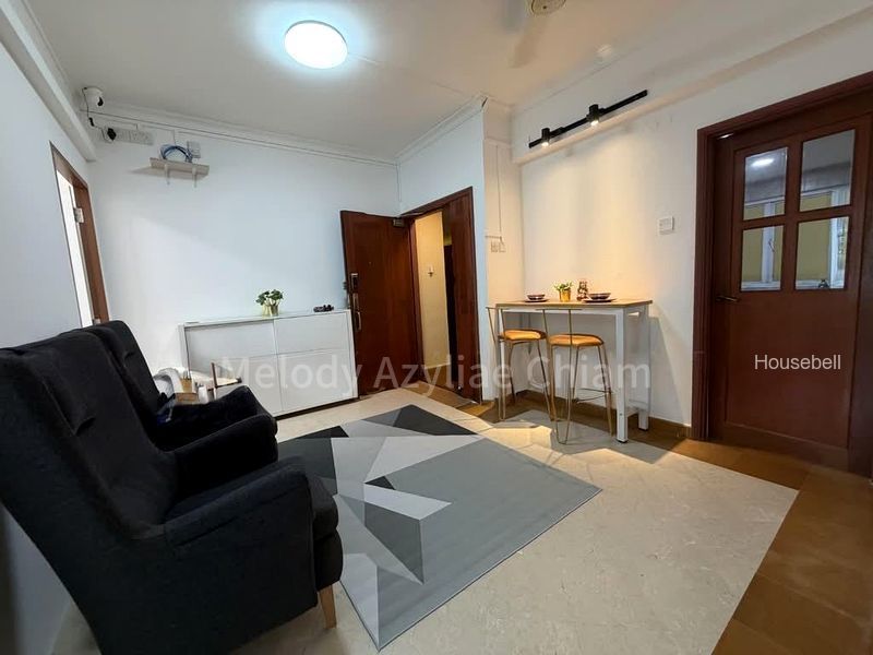 Emerald Garden, S$ 1,850 /mo, 200 sqft, Condos - Condominium