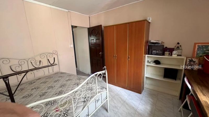 717 Jurong West Street 71(5)