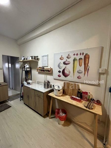Shophouse for Room Rent: Tanjong Katong Road., S$ 1,688 /月, 120 sqft, 有地 - Shophouse