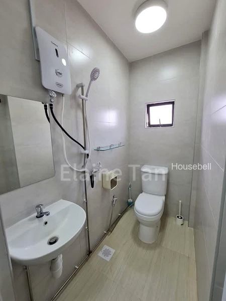 Shophouse for Room Rent: Tanjong Katong Road., S$ 1,688 /月, 120 sqft, 有地 - Shophouse