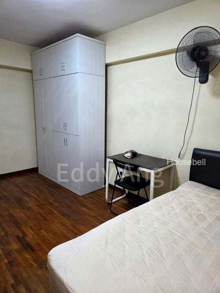 654B Jurong West Street 61(2)