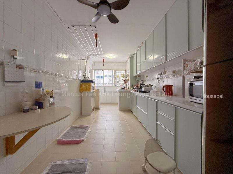 244 Tampines Street 21, S$ 999 /mo, 100 sqft, HDB - 4 A