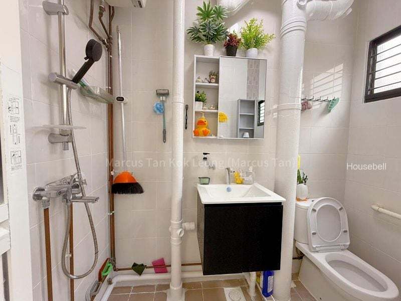 244 Tampines Street 21, S$ 999 /mo, 100 sqft, HDB - 4 A