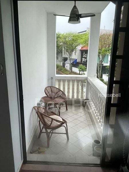 Corner Terrace for Room Rent: Garlick Park(5)