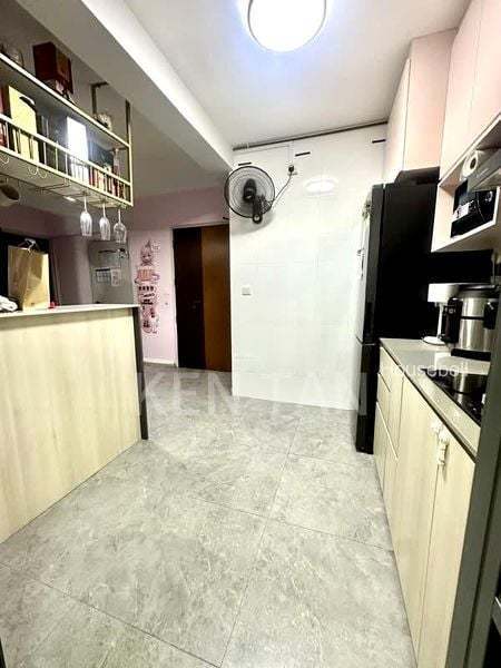 96 Dawson Road, S$ 800,000, 678 sqft, HDB - 3 Premium