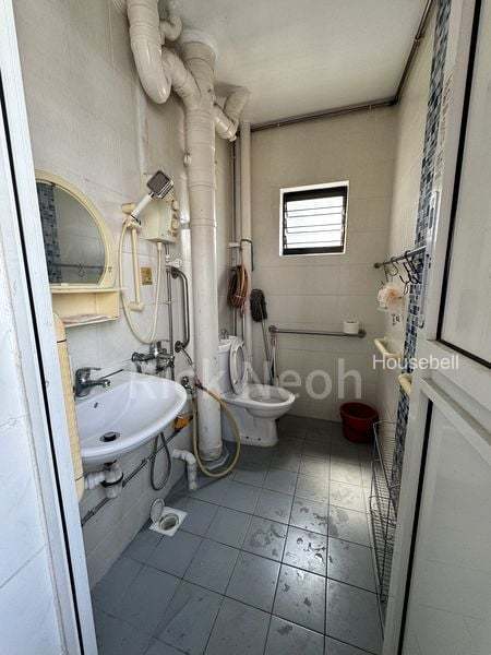 161 Woodlands Street 13(6)
