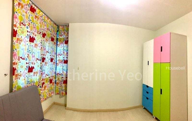 185 Edgefield Plains, S$ 3,800 /月, 1,377 sqft, 组屋 - Executive Apartment